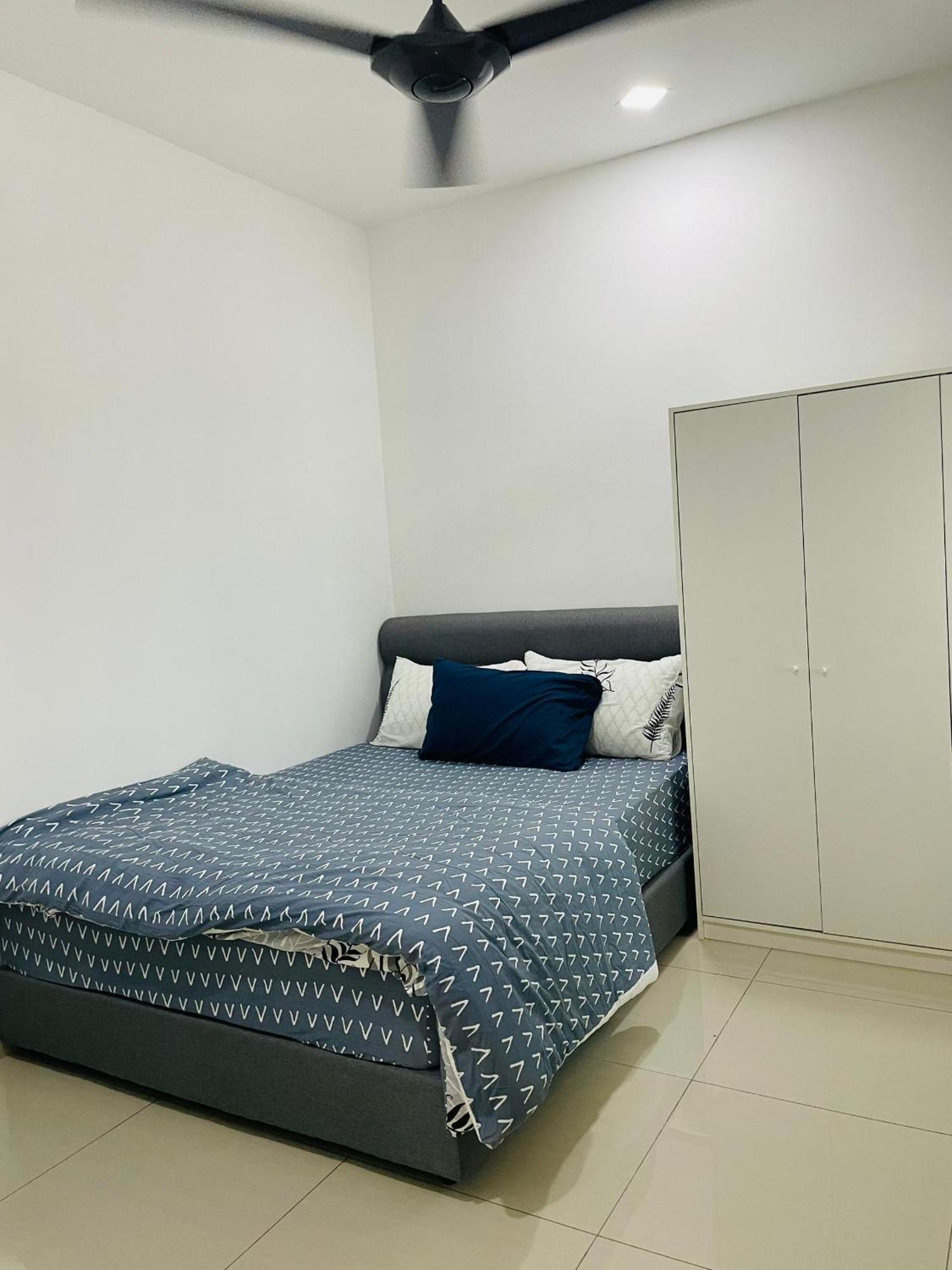 Nazirin Homestay No 27 Tmn Desa Manjung Lumut Exterior foto